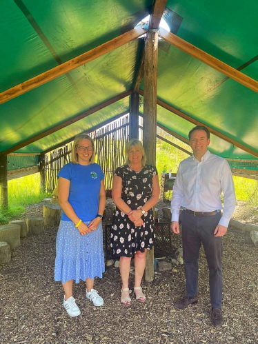 Gareth Davies MP with the team at Great Wood Farm Early Years Centre 